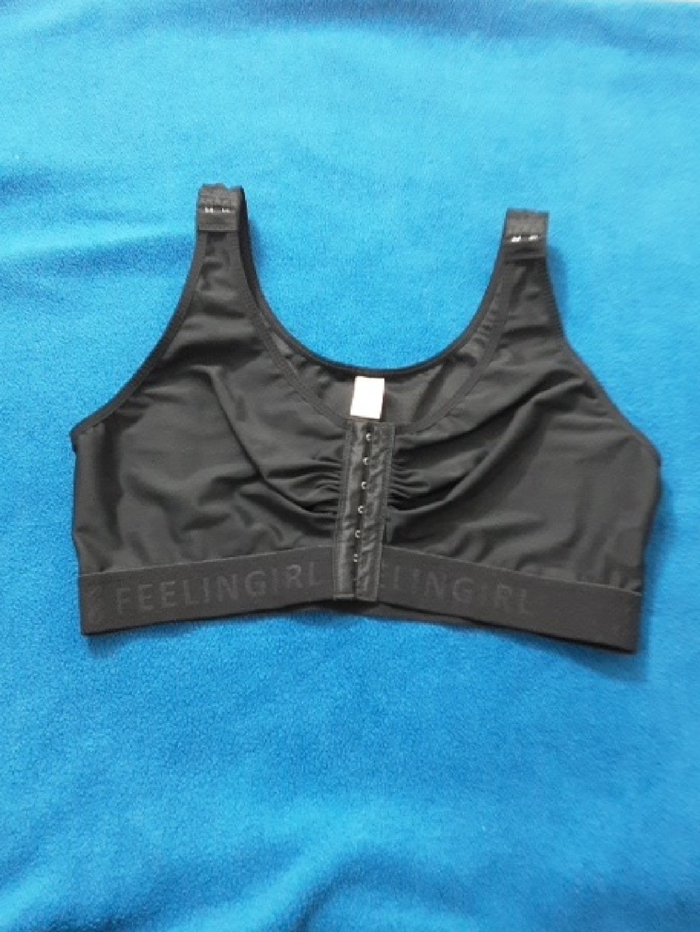 Feeling Girl  Size XL. Black Front-Closure Comfort Sports Bra without sponge